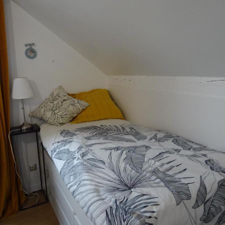 Maison D'Hotes Les Roses Tremieres 萨克莱 外观 照片