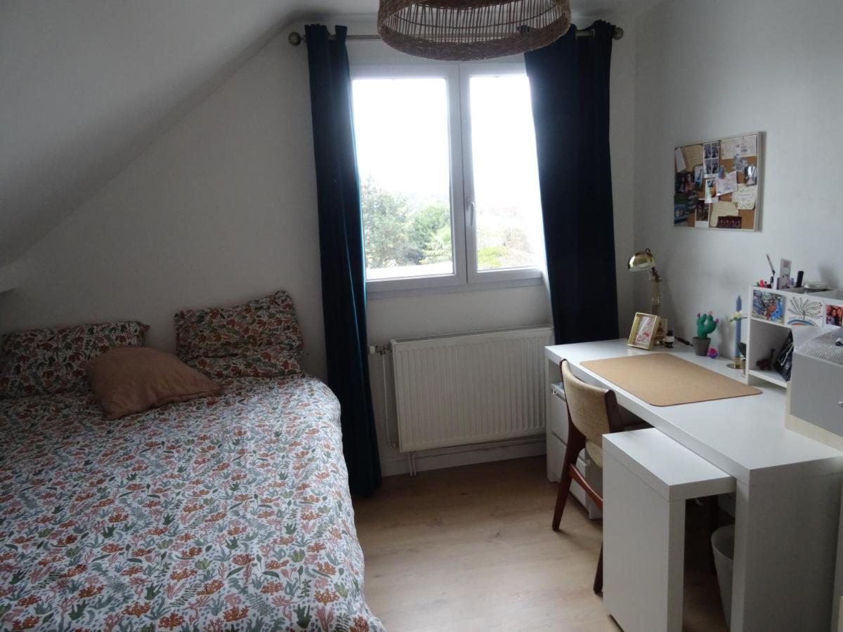 Maison D'Hotes Les Roses Tremieres 萨克莱 外观 照片